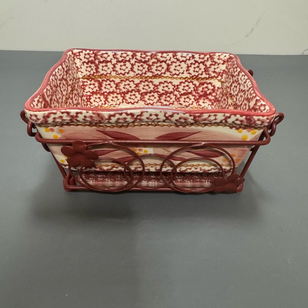 Temp-Tations Red and Cream Patterned Dish, Basket and Glass turret